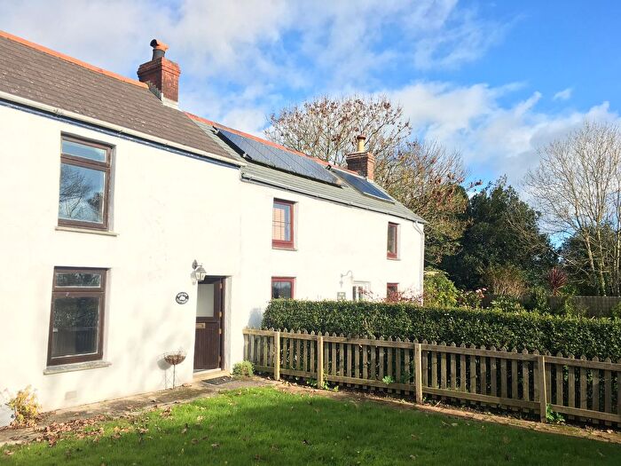 2 Bedroom Property To Rent In Greenbottom, Truro, TR4