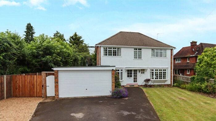 4 Bedroom Detached House To Rent In Green Lane, Croxley Green, Rickmansworth, Hertfordshire, WD3