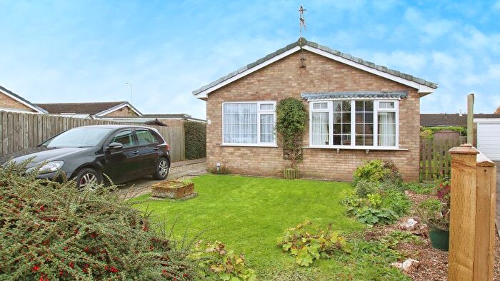 2 Bedroom Detached Bungalow For Sale In Lime Close, Driffield, YO25