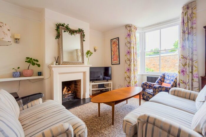 2 Bedroom Semi-Detached House To Rent In Hopcraft Lane, Deddington, Banbury, OX15