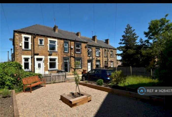 2 Bedroom End Of Terrace House To Rent In Peel Street, Morley, Leeds, LS27