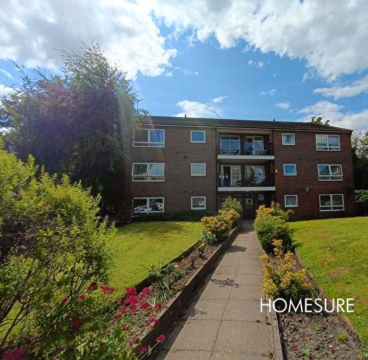 2 Bedroom Flat To Rent In Mosslea Park, Mossley Hill, L18