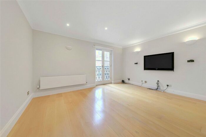 3 Bedroom Mews To Rent In Bristol Mews, London, W9