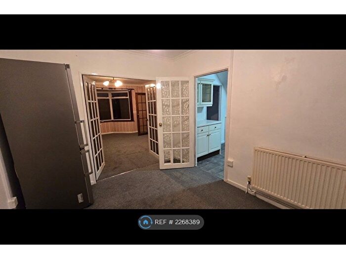 4 Bedroom Semi-Detached House To Rent In Dunmail Road, Bristol, BS10
