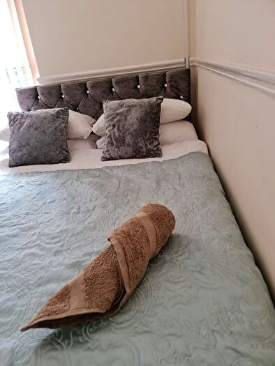 3 Bedroom Semi-Detached House To Rent In Pollard Crescent, Sheffield, S5