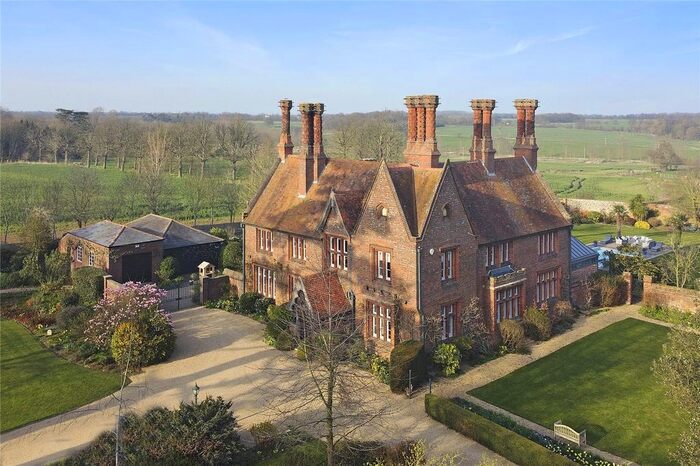 6 Bedroom Property For Sale In Faulkbourne, Witham, CM8