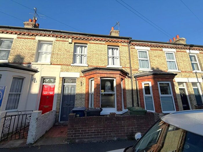 3 Bedroom Terraced House To Rent In Sedgwick Street, Cambridge, CB1