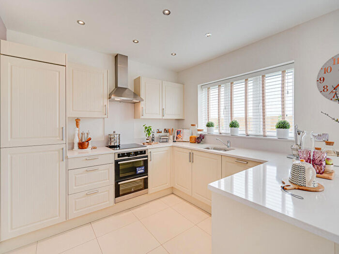4 Bedroom Detached House For Sale In Wardley Lane, Wardley, Tyne And Wear, NE10