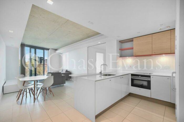 1 Bedroom Flat To Rent In West Tower, Tidal Basin Road, Royal Docks, London, E16