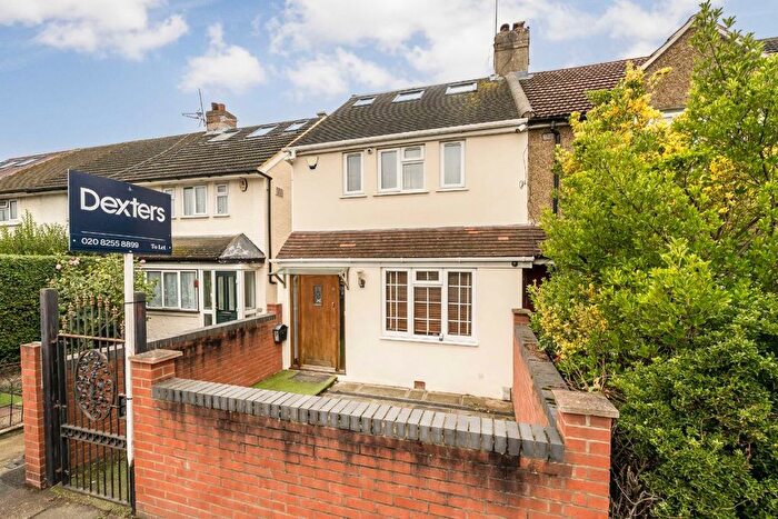 3 Bedroom Semi-Detached House To Rent In Hampton Road West, Hampton, TW13