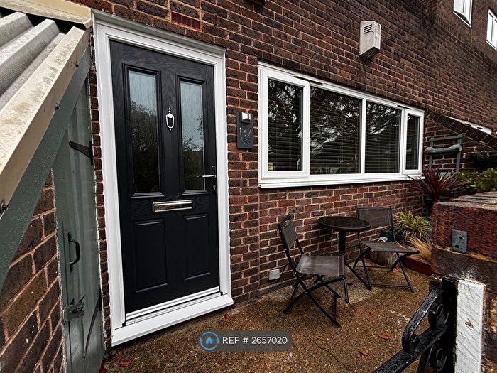 1 Bedroom Flat To Rent In Hervey Road, London, SE3