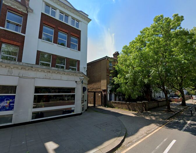 2 Bedroom Flat To Rent In East Vale, The Vale, London W3