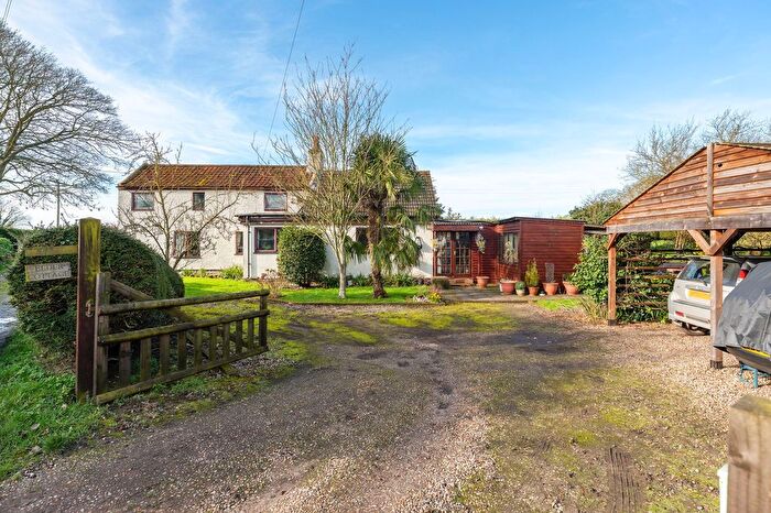 2 Bedroom Detached House For Sale In The Heath, Buxton, NR10