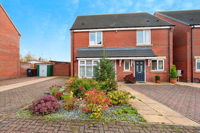 2 Bedroom Semi-Detached House For Sale In Highfield Avenue, Langwith Junction, Mansfield, Nottinghamshire, NG20