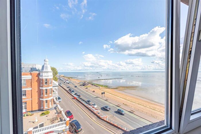 1 Bedroom Retirement Property For Sale In Holland Road, Westcliff-On-Sea, SS0