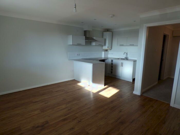 1 Bedroom Flat To Rent In Manor Parade, Brightlingsea, CO7