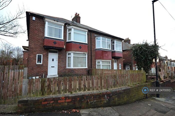 2 Bedroom Flat To Rent In Axbridge Gardens, Newcastle Upon Tyne, NE4