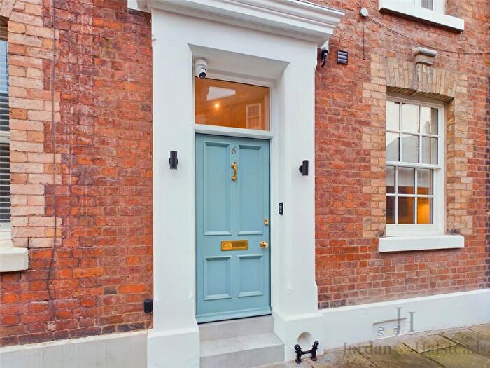 1 Bedroom Terraced House To Rent In Grosvenor Place, Chester, Cheshire, CH1