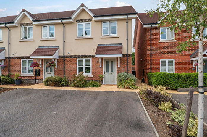 2 Bedroom Semi-Detached House For Sale In Kings Court, West End, Woking, Surrey, GU24