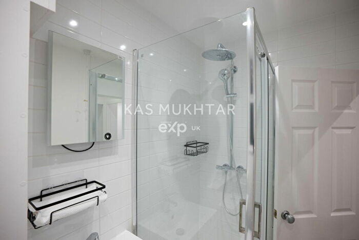 1 Bedroom Flat For Sale In Mitchell House, College Cross, N1