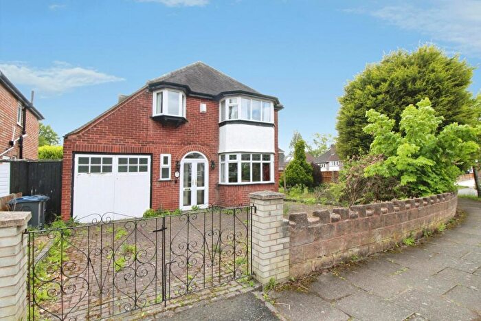 3 Bedroom Detached House For Sale In Vibart Road, Birmingham, West Midlands, B26