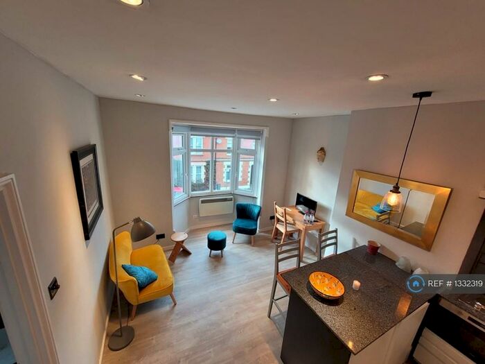 1 Bedroom Flat To Rent In Springfield Road, Guildford, GU1