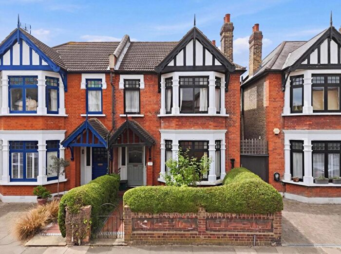 4 Bedroom Property For Sale In Wanstead Park Avenue, Aldersbrook, Wanstead, E12