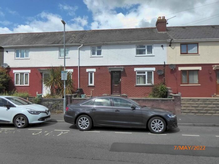 3 Bedroom Terraced House To Rent In Pentrefelin Street, Carmarthen, SA31