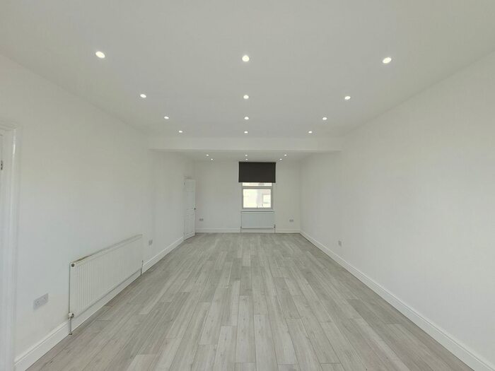 4 Bedroom Property To Rent In Manor Street, Braintree, CM7