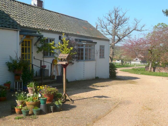 1 Bedroom Semi-Detached Bungalow To Rent In Branthill Farm, Wells-Next-The-Sea, NR23