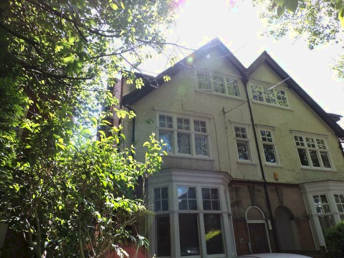 2 Bedroom Flat To Rent In Tavistock Drive, Mapperley, Nottingham, NG3