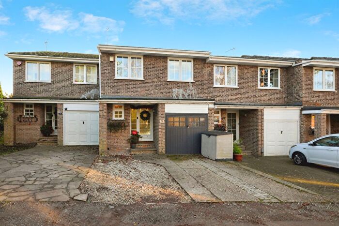 3 Bedroom Terraced House For Sale In Tanners Crescent, Hertford, SG13