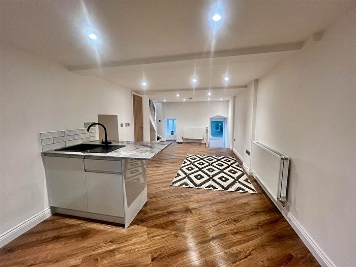2 Bedroom Terraced House To Rent In Town Street, Yeadon, LS19