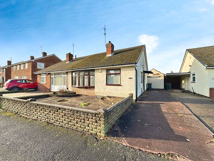 2 Bedroom Semi-Detached Bungalow For Sale In Heath Acres, Wednesbury, WS10
