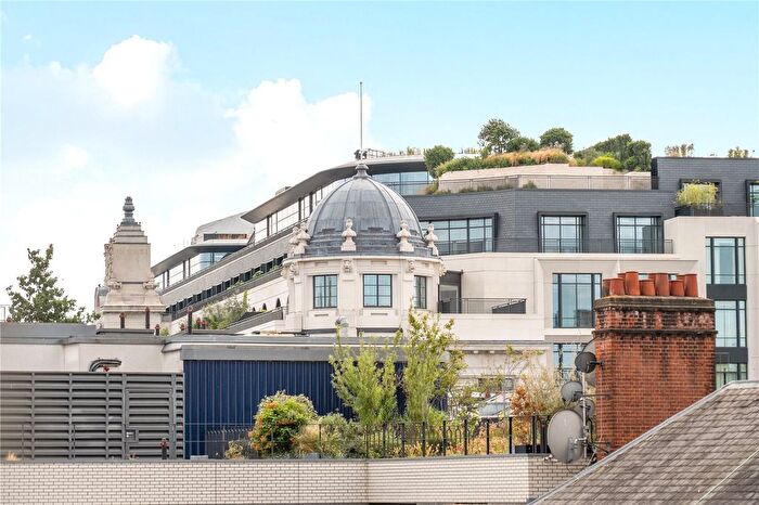 2 Bedroom Flat For Sale In Porchester Road, London, W2