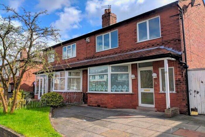 3 Bedroom Semi-Detached House To Rent In Wyverne Road, Manchester, M21