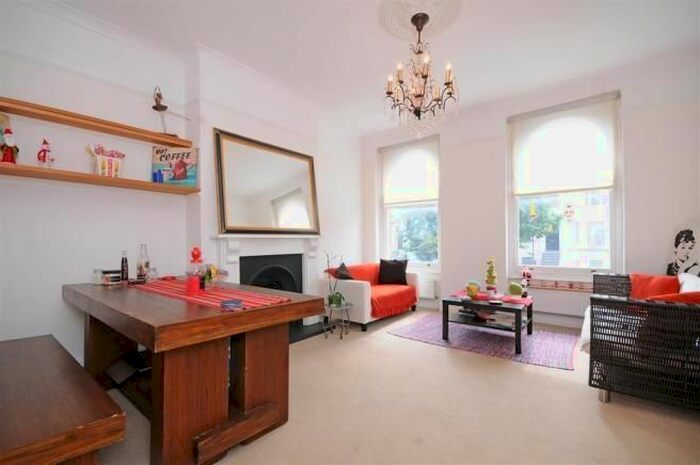 2 Bedroom Flat To Rent In Windsor Road, Ealing, W5