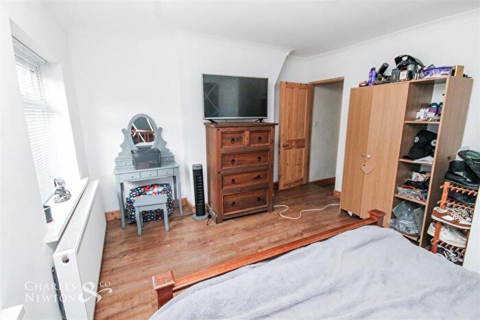 3 Bedroom Terraced House For Sale In Cromford Road, Langley Mill, NG16