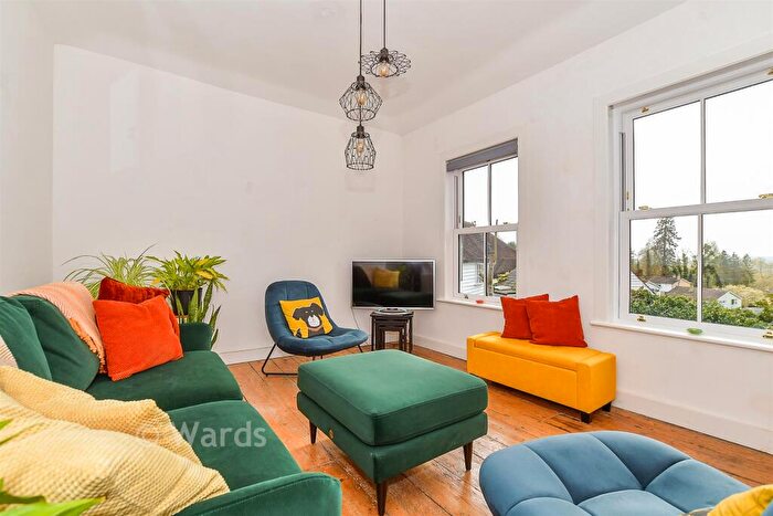 3 Bedroom Cottage For Sale In Lower Road, Sutton Valence, Maidstone, Kent, ME17