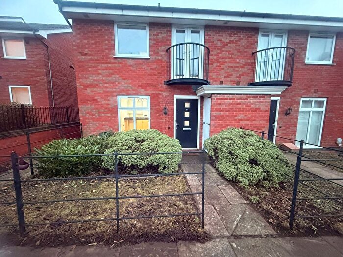 2 Bedroom End Terrace House To Rent In Padside Close, Hamilton, LE5