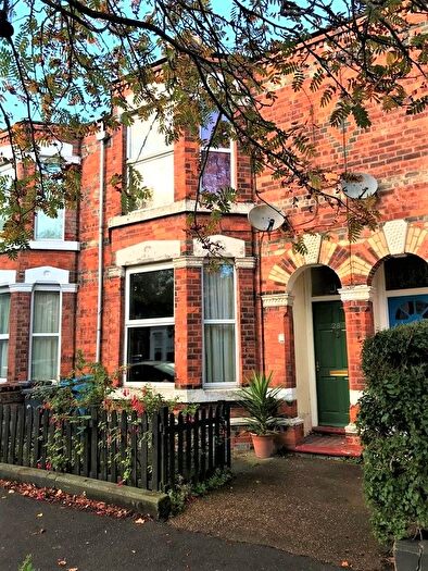 3 Bedroom Terraced House To Rent In Ella Street, Hull, HU5