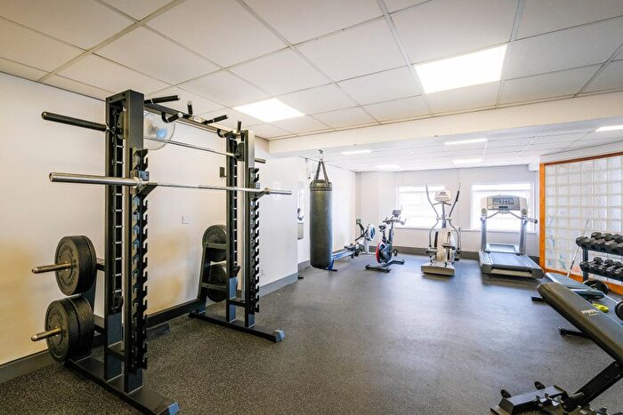 3 Bedroom Flat To Rent In Odessa Street, London, SE16