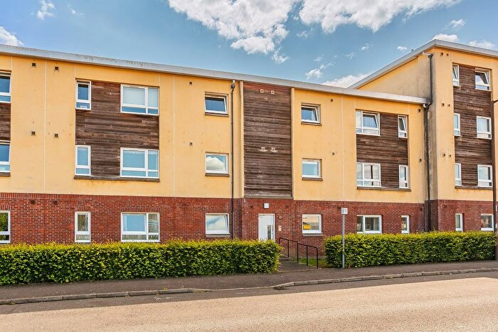 3 Bedroom Flat For Sale In New Mart Place, Edinburgh, EH14