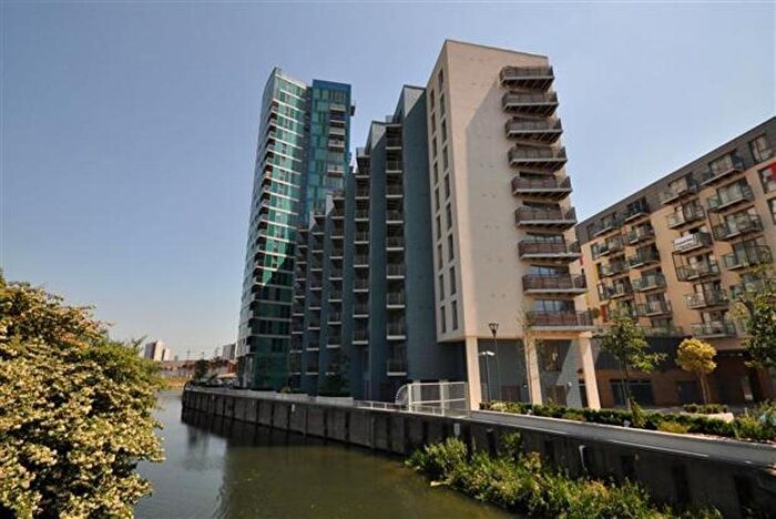 2 Bedroom Apartment To Rent In Thomas Frye Court, High Street, Stratford, E15