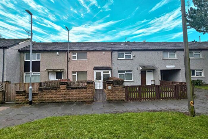 2 Bedroom Terraced House For Sale In Moor Crescent Chase, Leeds, LS11