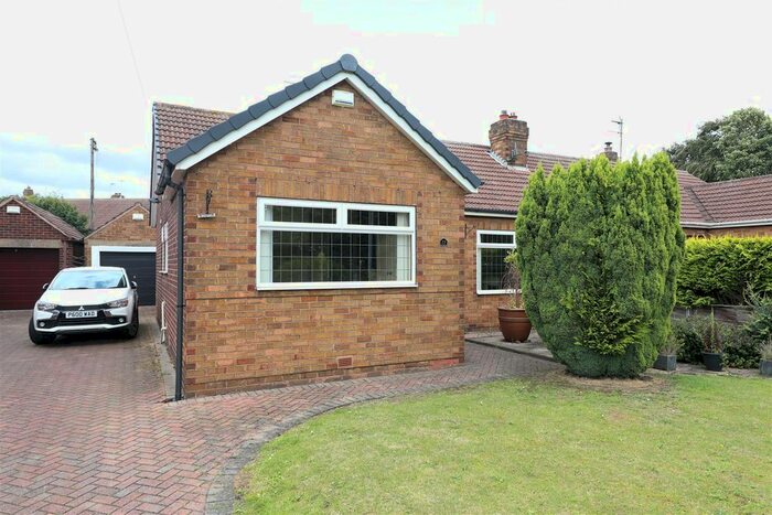 2 Bedroom Semi-Detached Bungalow For Sale In Reynolds Close, Melton, North Ferriby, HU14
