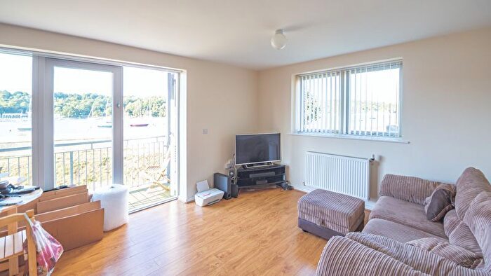 1 Bedroom Flat To Rent In The Shoreway, St Marys Island, Chatham, ME4