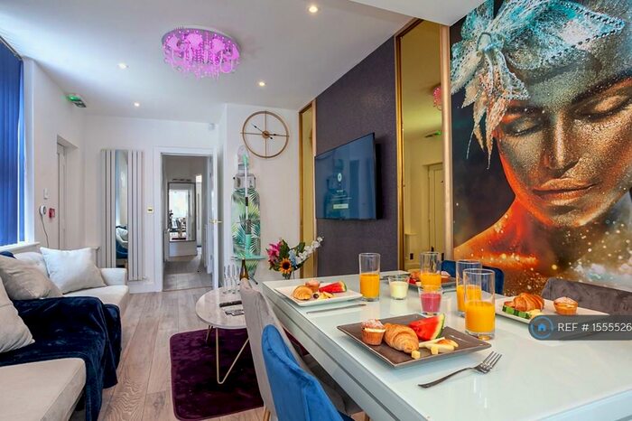 7 Bedroom Terraced House To Rent In Albion Road, Manchester, M14