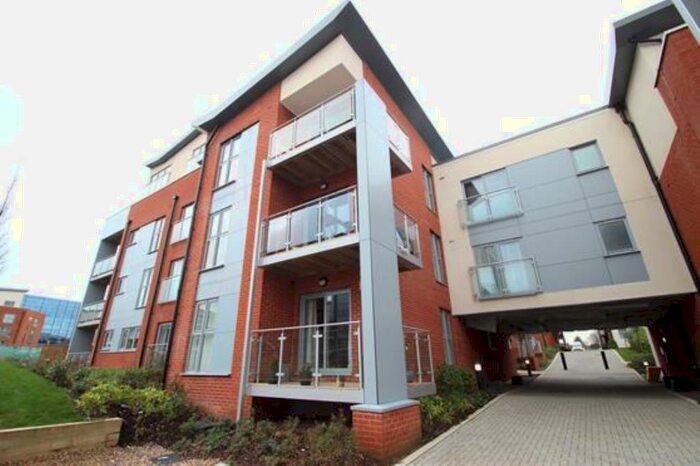 2 Bedroom Flat To Rent In Roma House, Charrington Place, St. Albans, AL1
