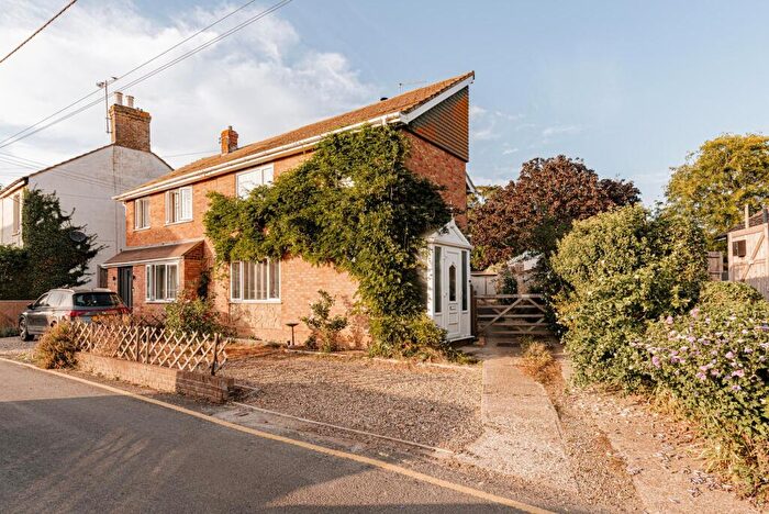 3 Bedroom Property For Sale In The Street, Oare, ME13